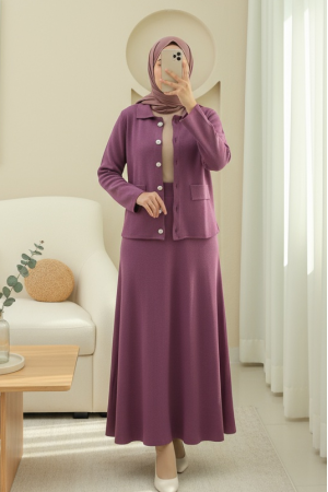 Önü Düğmeli Etekli Yakalı Triko Takım -Mürdüm