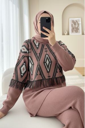 Önü Ve Kolu Saçaklı Piksel Desen Triko Takım -G.Kurusu