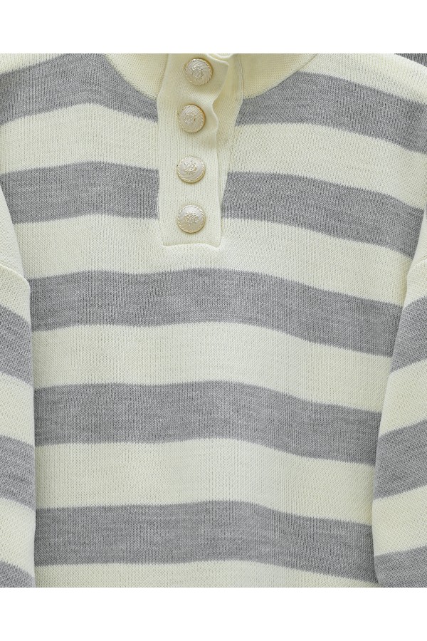 Half-Turtleneck Buttoned Collar Thick Striped Knitwear Suit -Grey