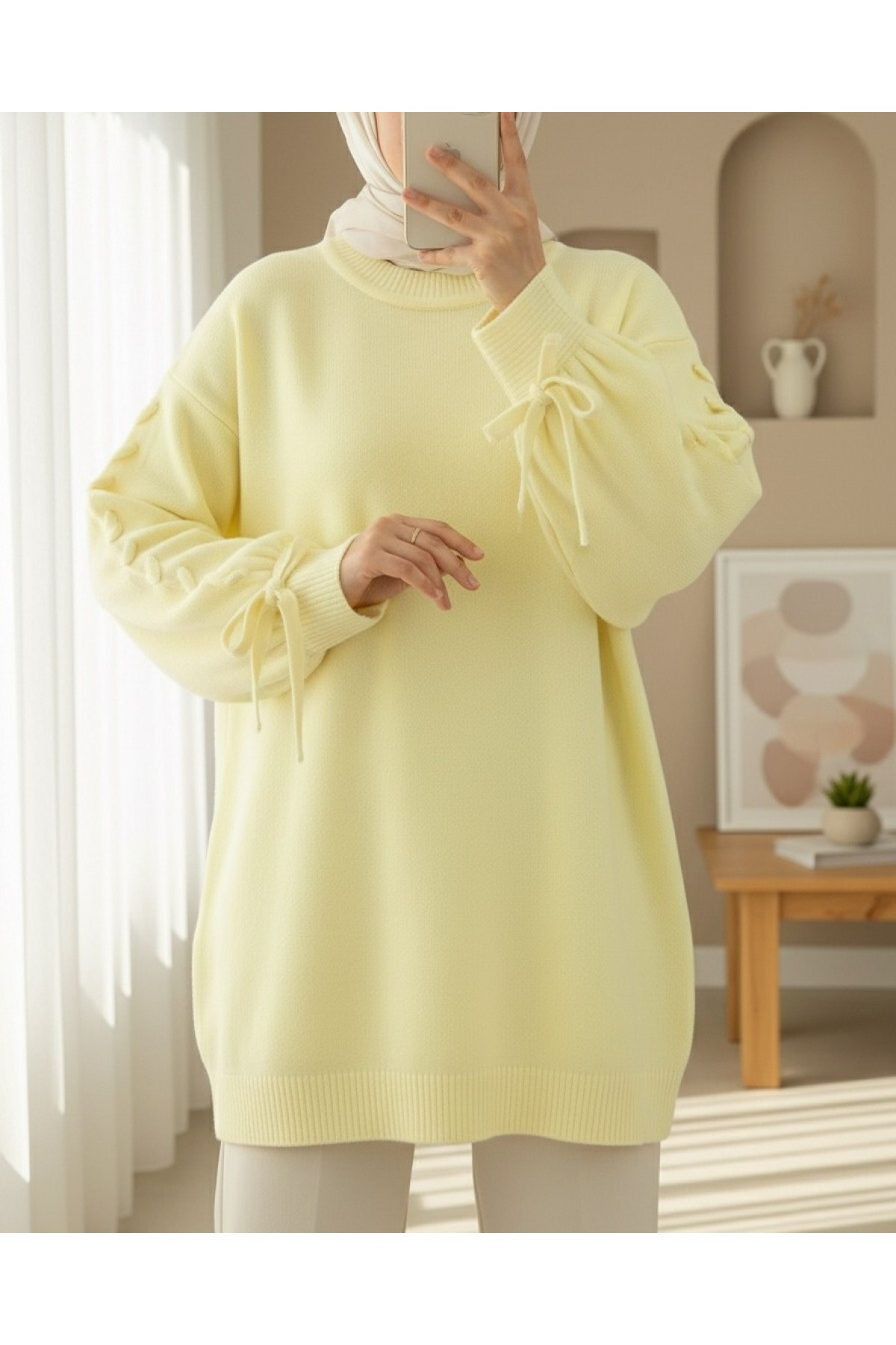 Round  Neck Knitted Detailed Sweater    -Light yellow