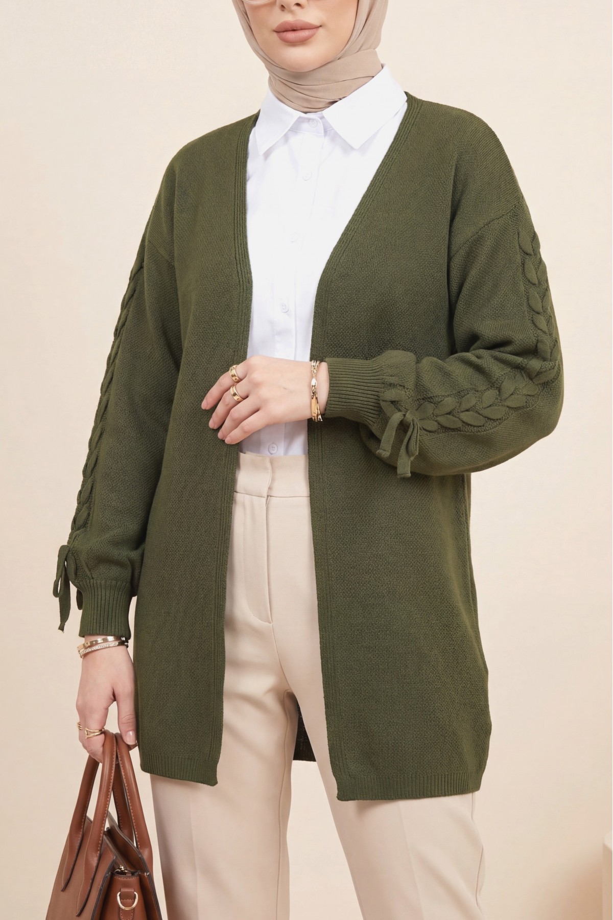 Loose-fitting knitted cardigan with braided sleeves -Khaki