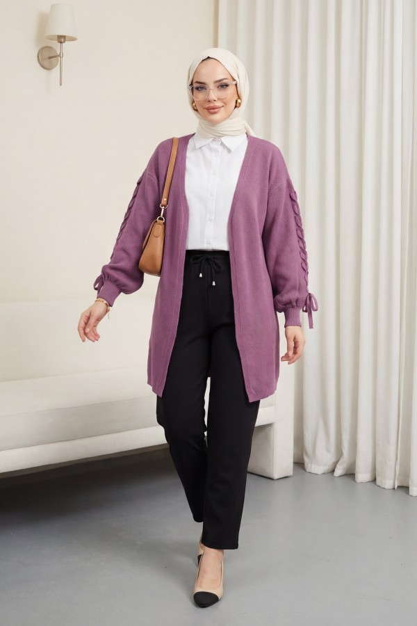 Loose-fitting knitted cardigan with braided sleeves -Damson