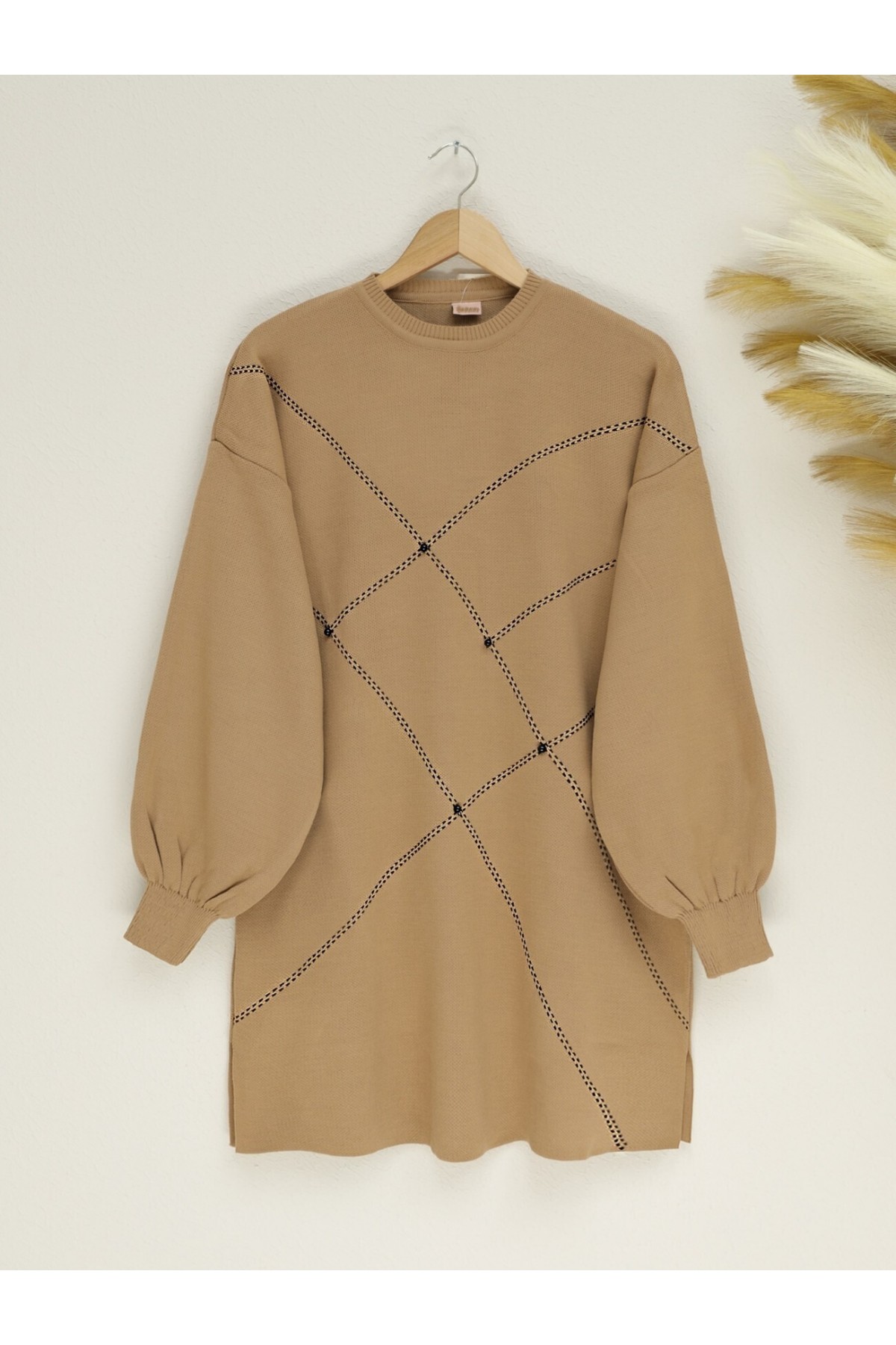 Balloon Sleeve Pearled Knitwear Tunic -Mink color