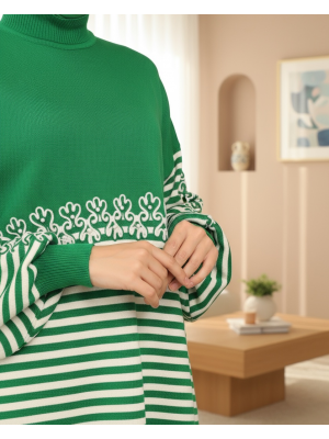 Süzene Nakışlı Çizgili Triko Tunik -Yeşil