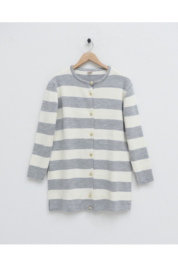 Ringelli Metal Button Steel Knit Loose Cardigan  -Cream color