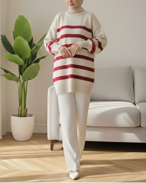 Yuvarlak Yaka Yırtmaçlı Triko Tunik -Kırmızı