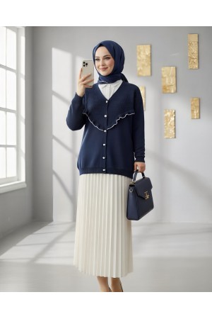 سترة صوفية محبوكة بأزرار أمامية مكشكشة ومزينة باللؤلؤ -اللون النيلي