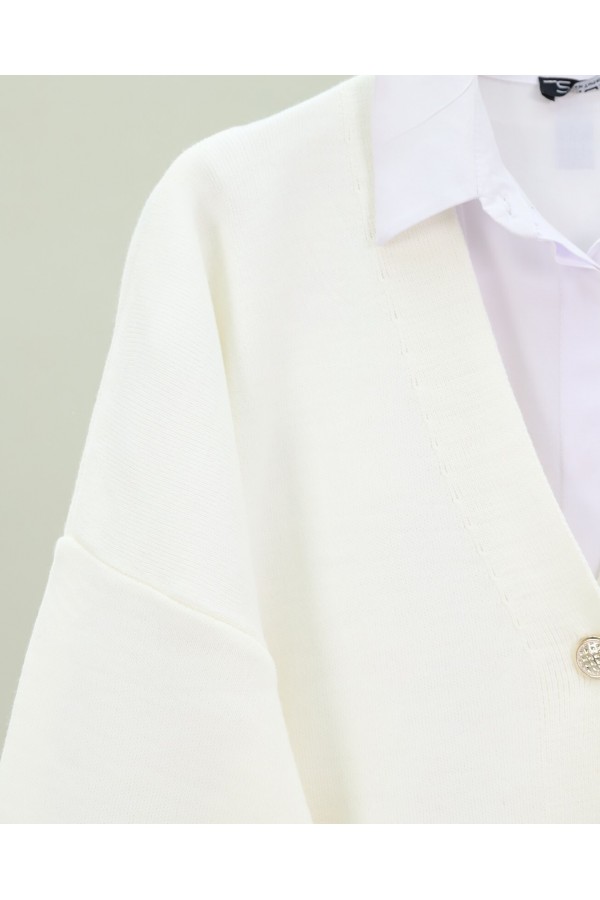V Neck Buttoned Oversize Knitted Cardigan -Ecru
