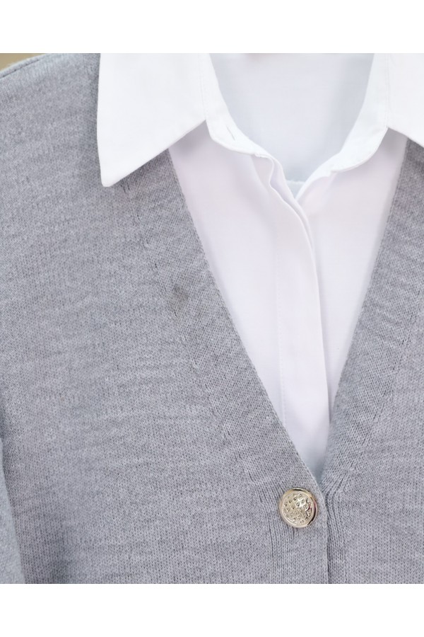 V Neck Buttoned Knitted Cardigan -Grey