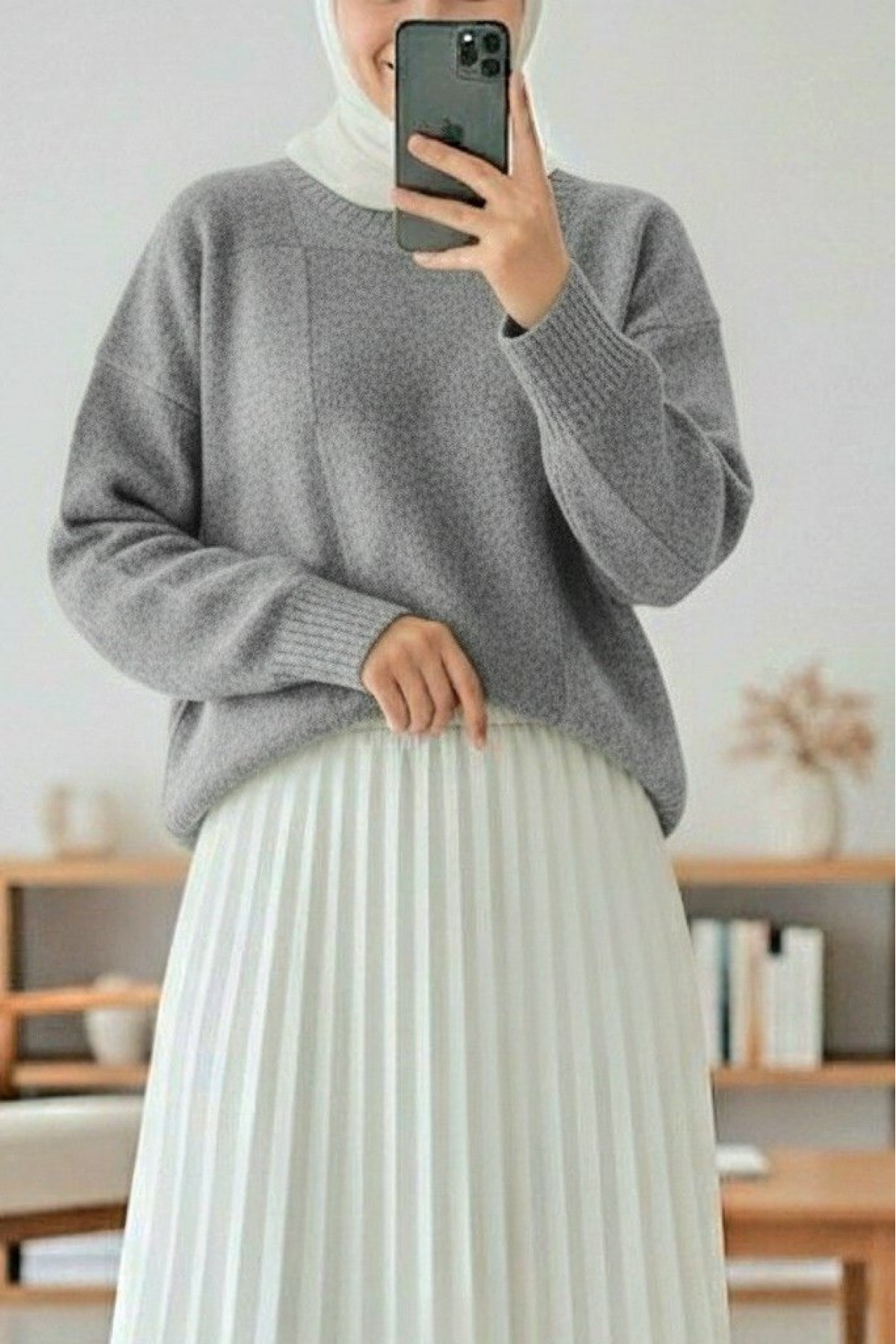 Square Patterned Round Neck Soft Sweater - Light grey