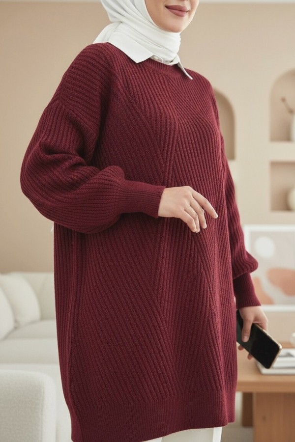 Crew Neck Diamond Pattern Knitwear Sweater           -Maroon