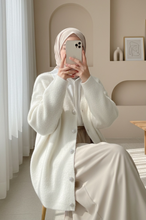 Önü Düğmeli Sakallı Salaş Triko Hırka -Ekru