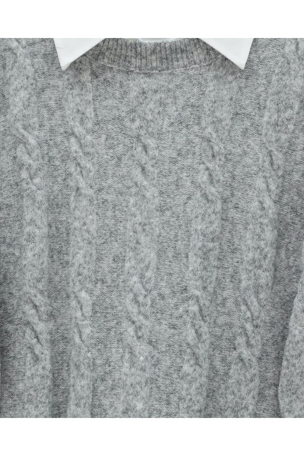 Soft Knitted Sweater with Embossed Pattern -Grey