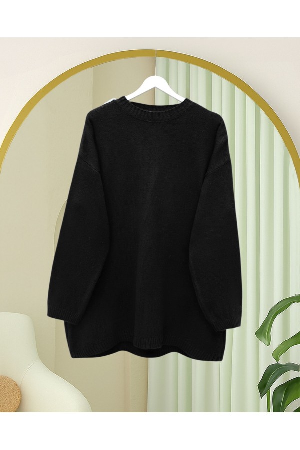 Round  Neck Loose Knit Sweater -Black