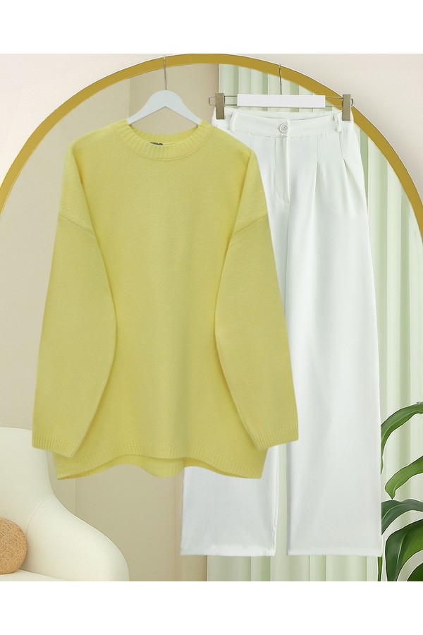 Round  Neck Loose Knit Sweater   -Yellow