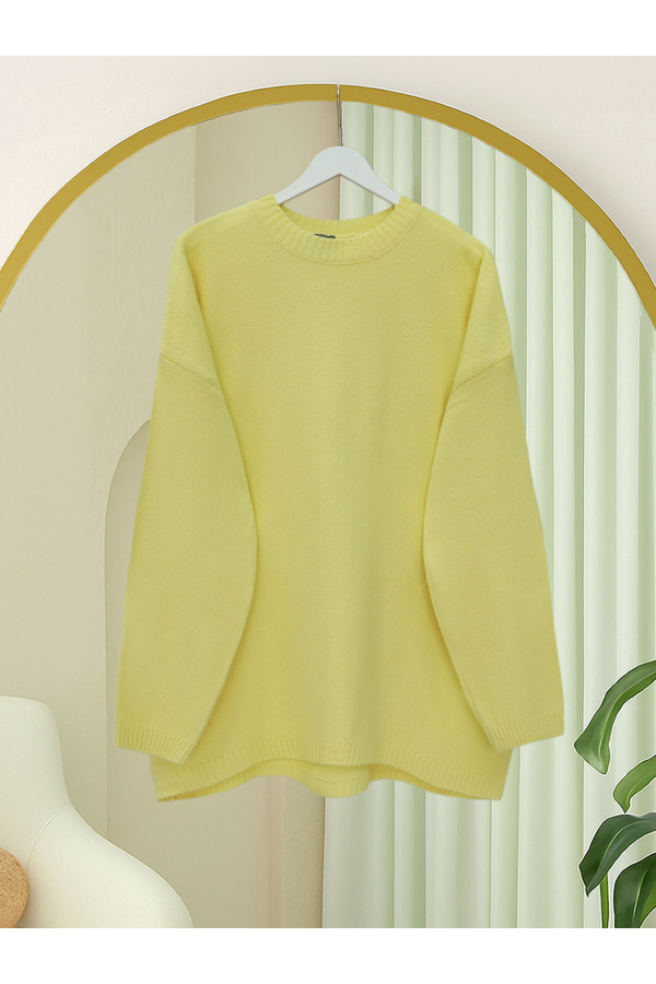 Round  Neck Loose Knit Sweater   -Yellow