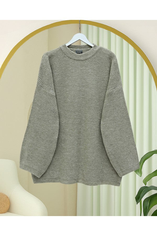 Round Neck Loose Knit Sweater -Light Mink