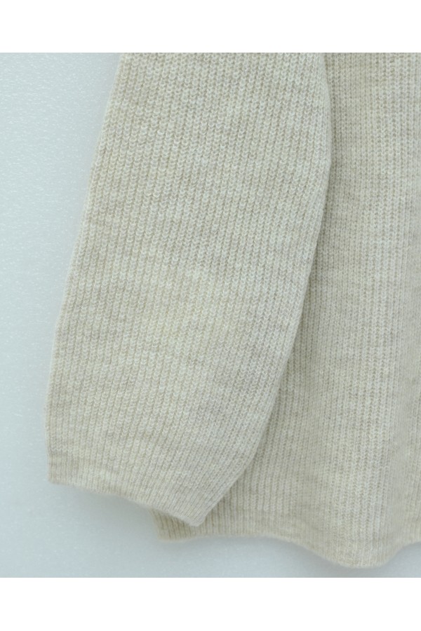 Round Neck Loose Knit Sweater -Cream color