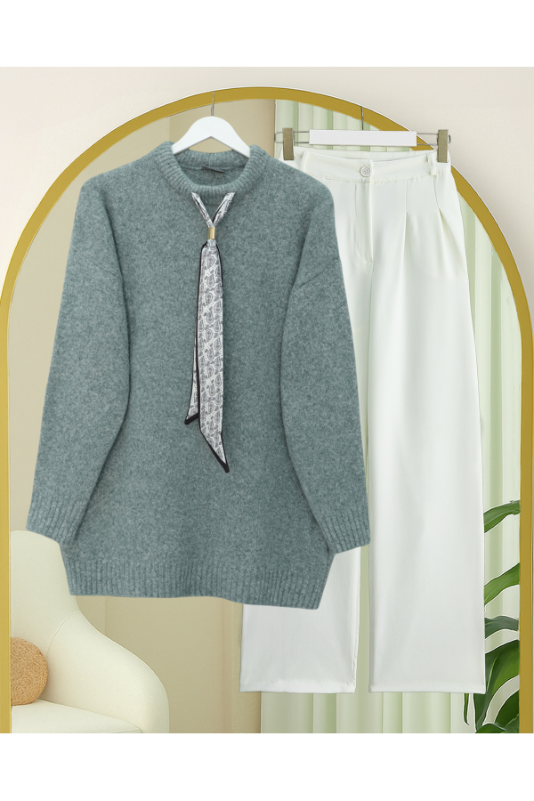 Soft Knitted Sweater with Scarf    -Sea green