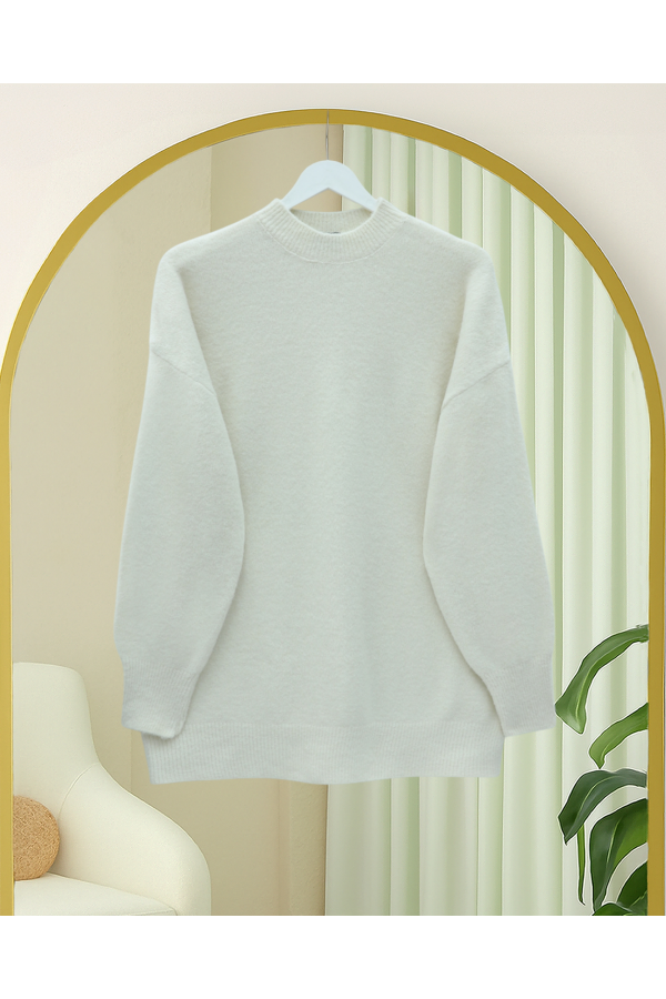 Soft, Loose-fitting, Half-Neck Knit Sweater -Cream color