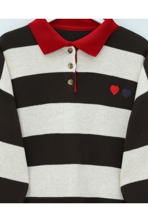 سترة محبوكة بأزرار وياقة قميص مطرزة بقلب -بني محروق