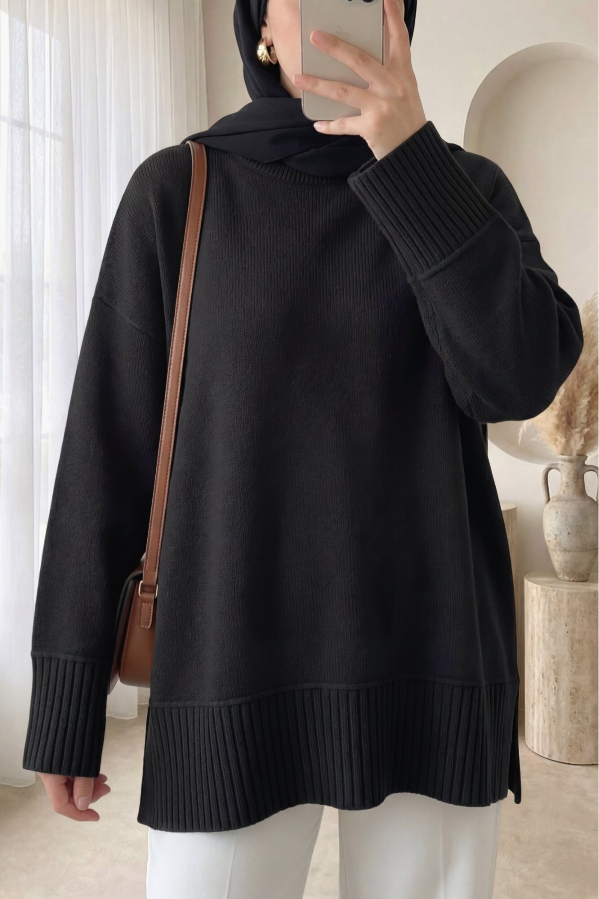 Ribbed Hem and Cuff Round Neck Slit Knit Tunic -Black
