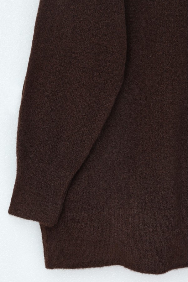 Soft, Loose -Brown