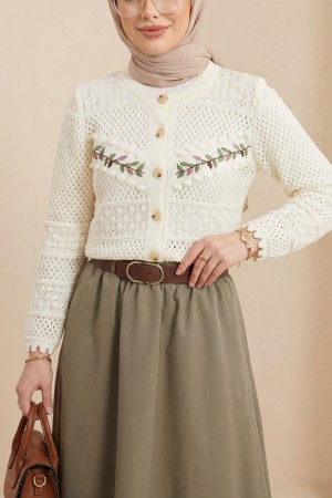 Düğmeli Önü Nakışlı Ajurlu Triko Hırka -Ekru