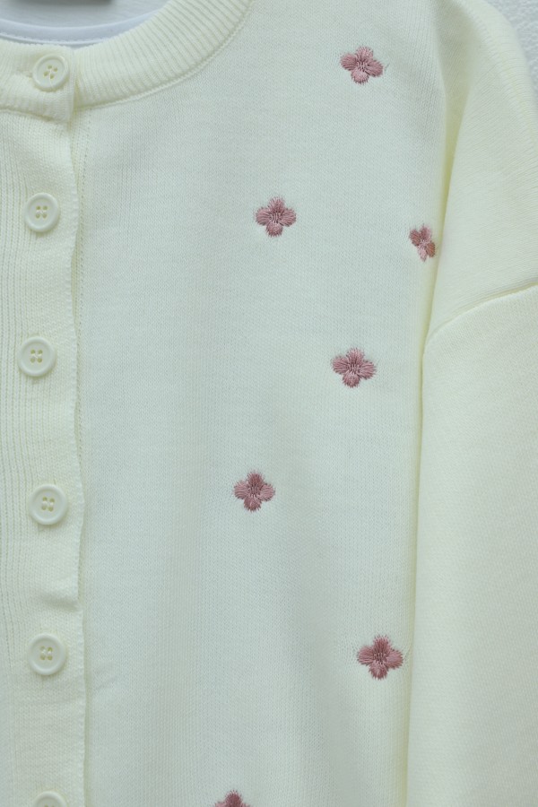 Oversize Knitted Cardigan with Scattered Floral Embroidery and Button Closure -Ecru