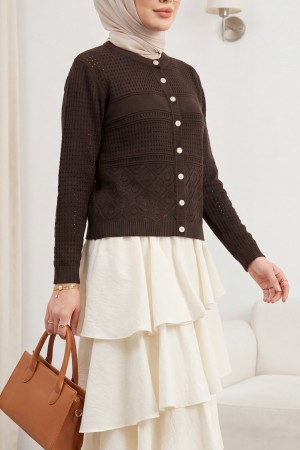 Yuvarlak Yaka Ajurlu Düğmeli Triko Hırka  -Kahverengi