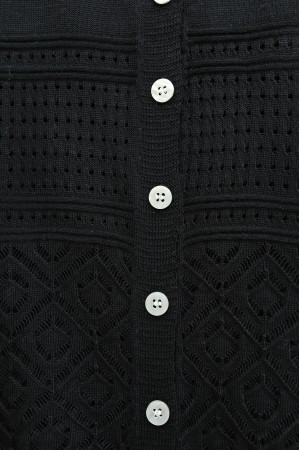 Yuvarlak Yaka Ajurlu Düğmeli Triko Hırka  -Siyah