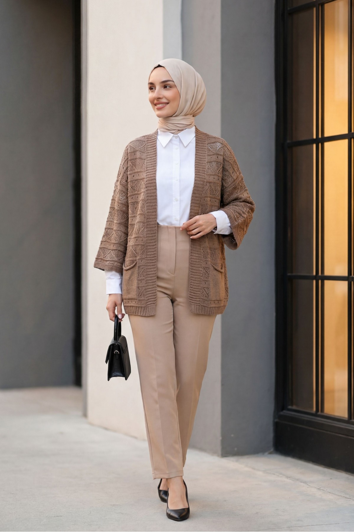 Double Pocket Openwork Spanish Sleeve Knit Cardigan -Light coffee detay görseli