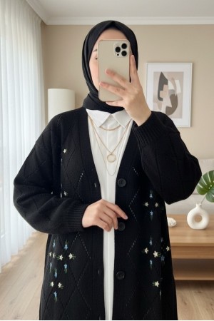 Ajurlu Çiçek Nakışlı Düğmeli Triko Hırka -Siyah