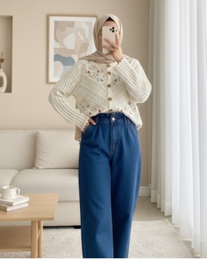 Ponpon Örgü Desen Nakışlı Ajurlu Hırka -Ekru