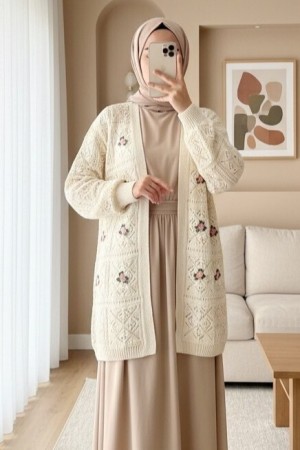 كارديجان مثقب مطرز   -لون كريمي