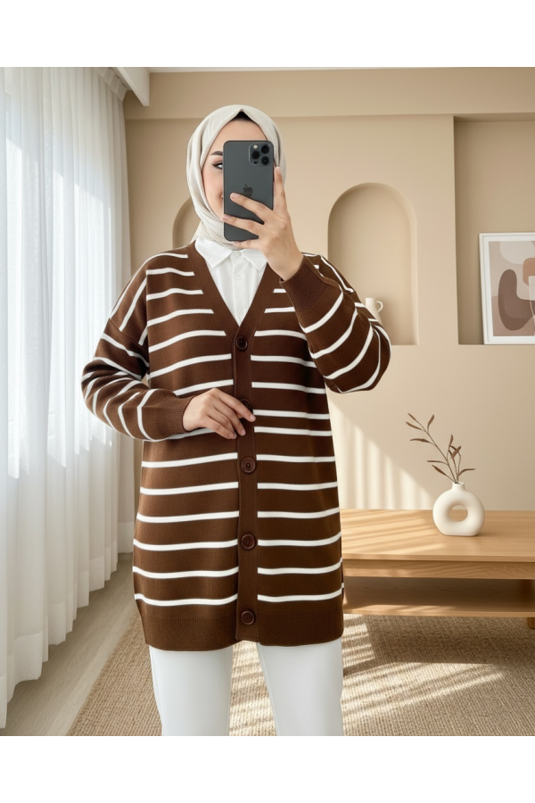 كارديجان تريكو مخطط بأزرار على شكل حرف V -بنى