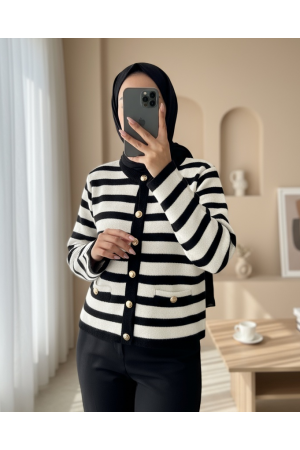 Round Neck Striped Pocket Detailed Cardigan -Black