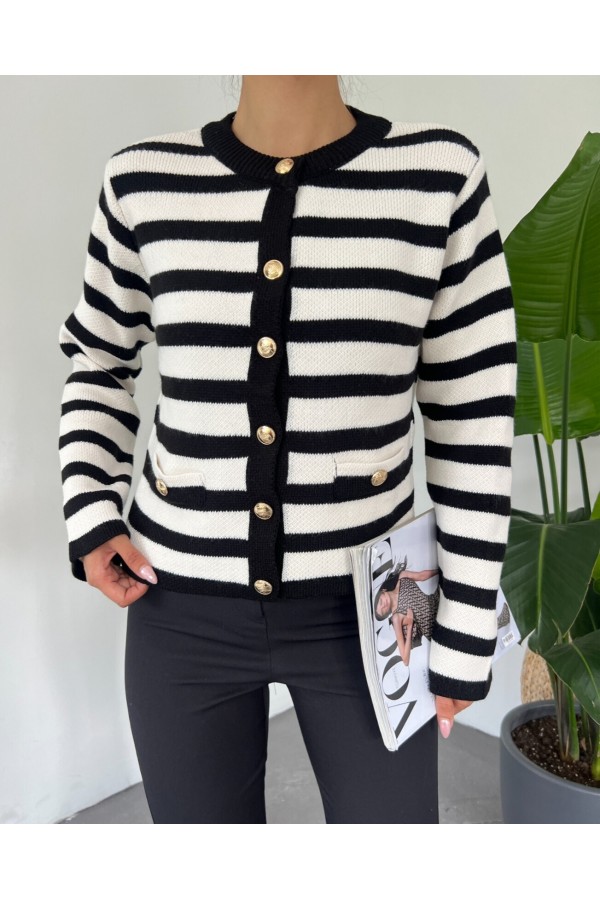 Round Neck Striped Pocket Detailed Cardigan -Black