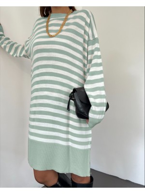 Round Neck Hijab Loose Knitwear Tunic   -Sea green