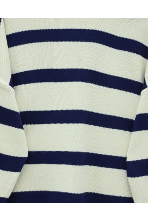 تونيك تريكو حجاب شتوي مخطط    -البرلمان