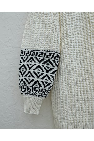 Patterned Sleeve Knitted Cardigan -Cream color