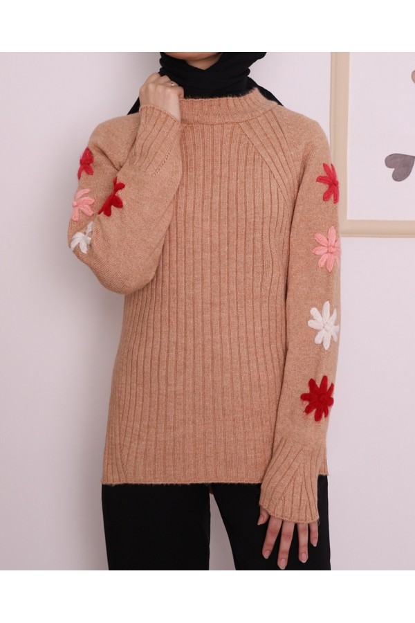 Long Winter Knitwear Tunic With Embossed Embroidered Back -Mink color