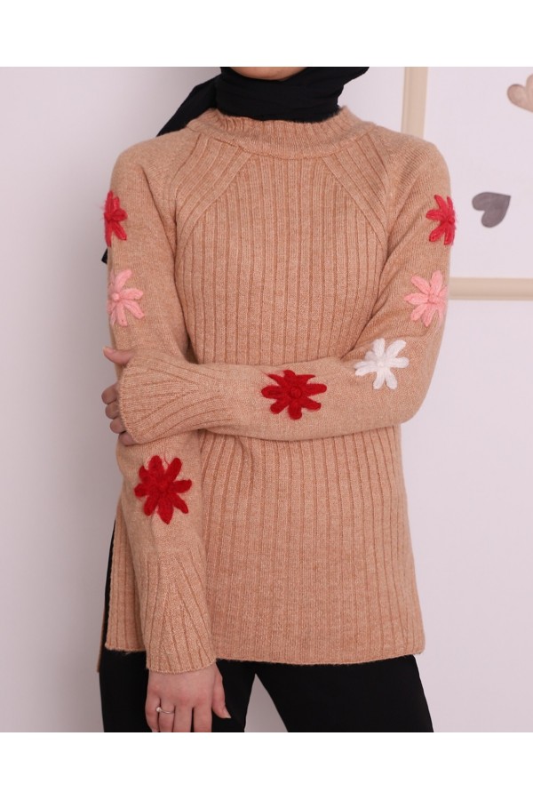 Long Winter Knitwear Tunic With Embossed Embroidered Back -Mink color