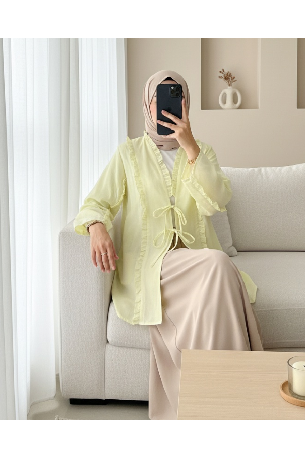 Önü Ve Kolu Fırfırlı Bağlamalı Keten Görünümlü Kimono -Açık Sarı detay görseli