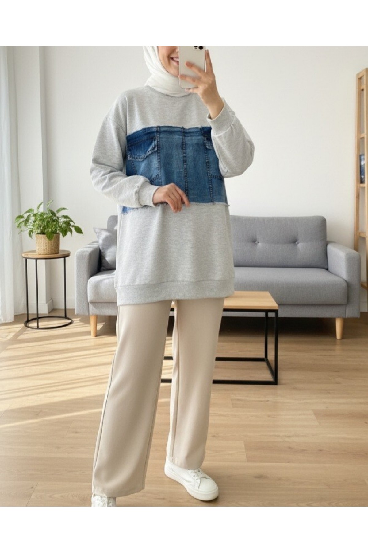 Round  Neck Front Denim Pocket Detailed Sweater - Light grey