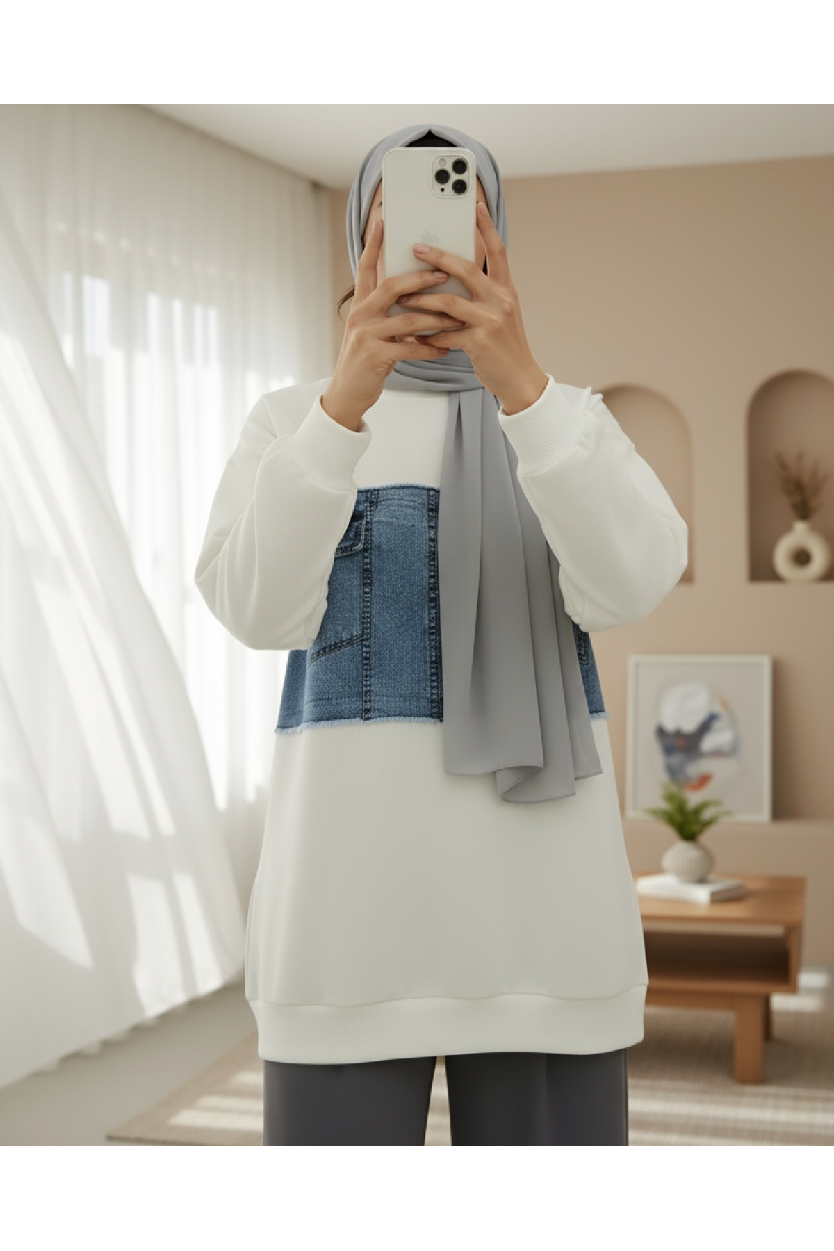 Round  Neck Front Denim Pocket Detailed Sweater -White detay görseli