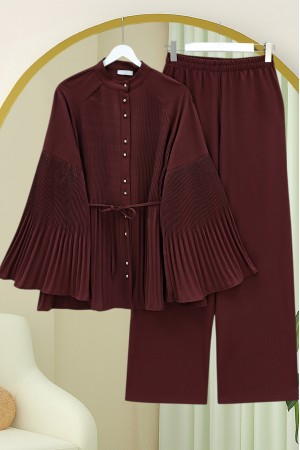 Piliseli Hakim Yaka Düğmeli Krep Takım -Bordo