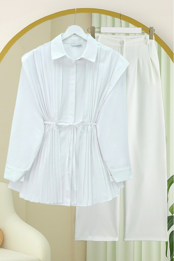 Poplin Shirt with Pleated Detail on Front and Back and Hidden Buttons -White