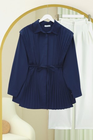 Önü ve Sırtı Pilise Detaylı Gizli Düğmeli Tasarım Gömlek -Laci