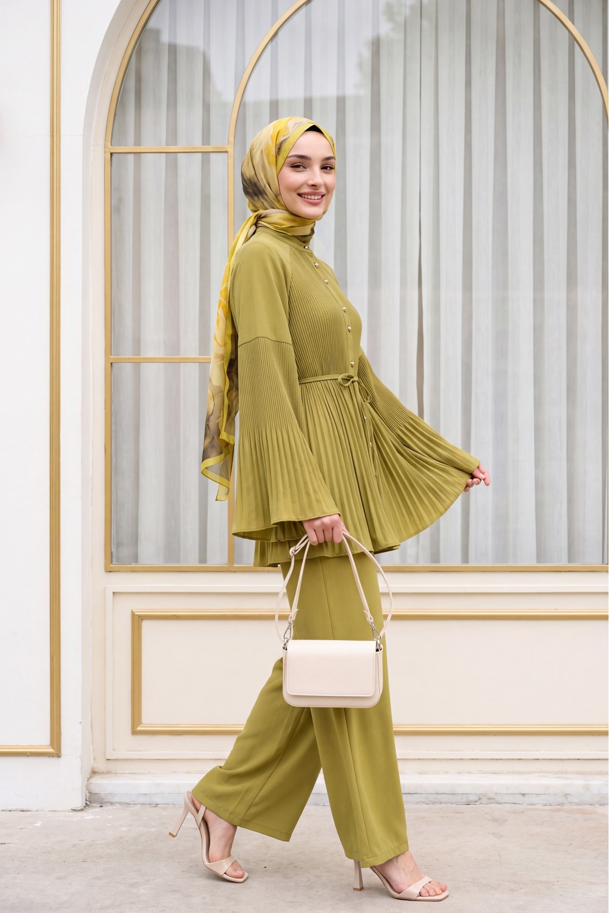 Pleated Mandarin Collar Buttoned Crepe Set  -Oil Green